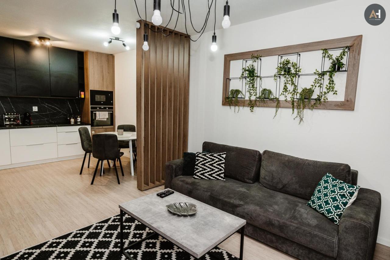 Ferienwohnung Ah Mlynska Basta II Free Parking Košice Exterior foto